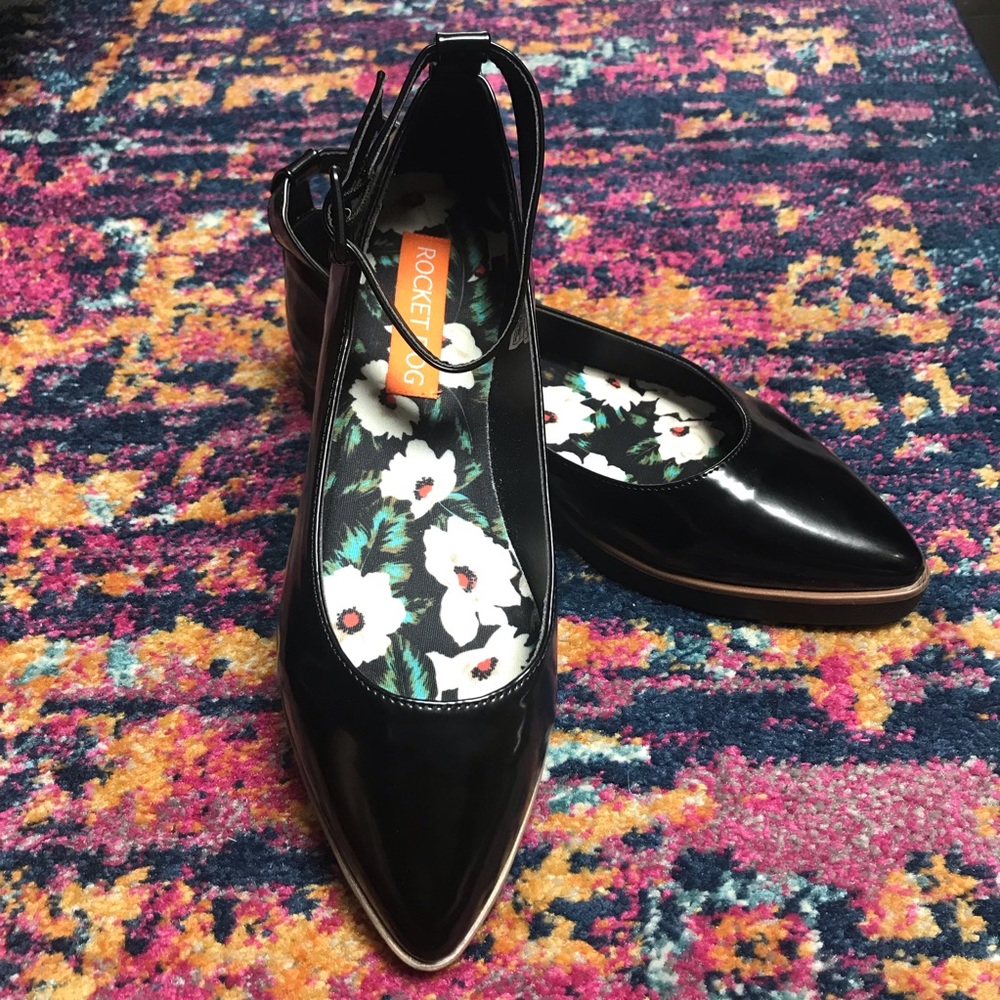 Rocket Dog pointed toe ankle strap flats NWOB